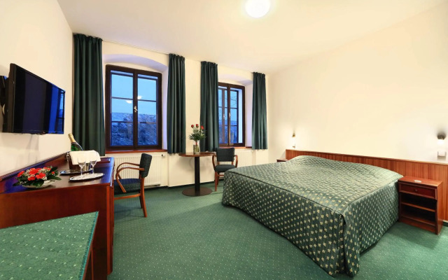 LH Hotel Mlýn Old Town