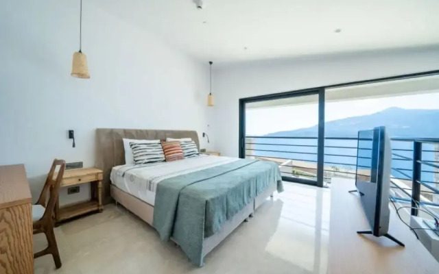 Lures Hotel