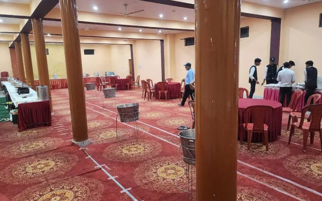 Hotel Omkaar and Restaurant