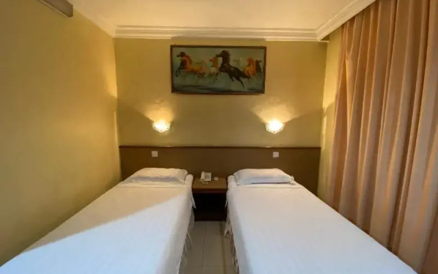 Hotel Umimas by OYO Rooms