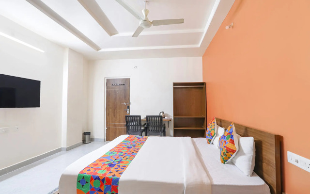 Fabhotel Golden Hitech