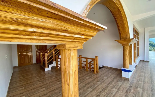 Goroomgo Mansarovar Inn Munsyari