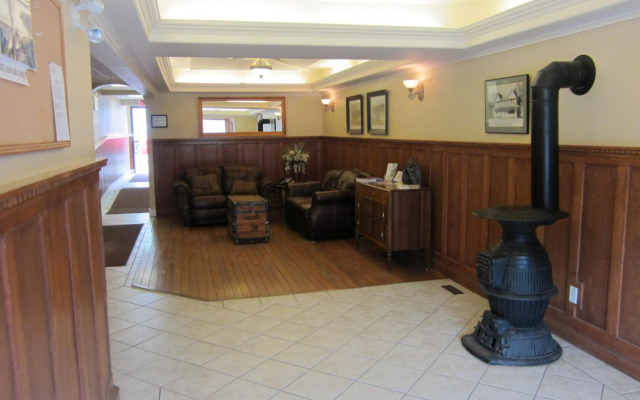 Reynolds Hotel