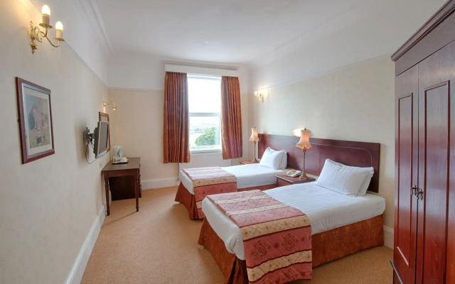 Queens Hotel