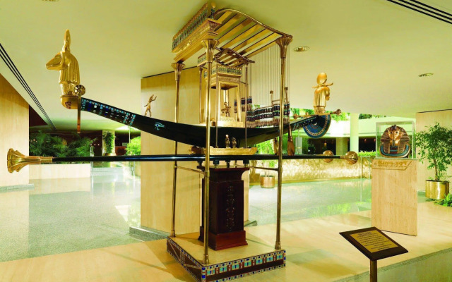 Отель Waldorf Astoria Cairo Heliopolis