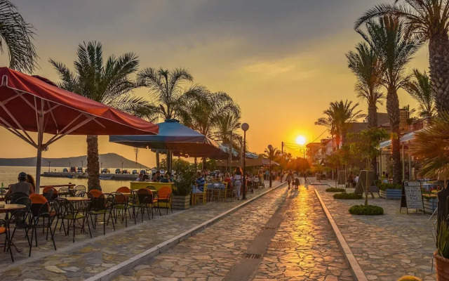 Marina s Cozy Escape-sea Sun Getaway