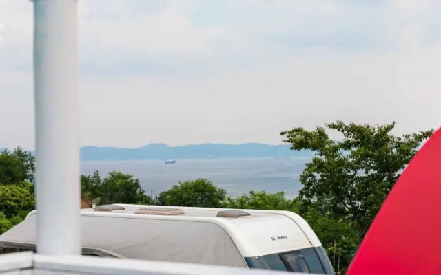Pohang Uhil Camping Park Pension