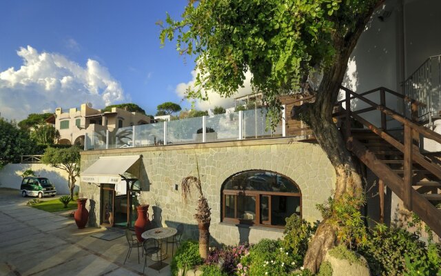 Room in B&B - Ischia, 1 Relaxing Doubles With sea View Hotel Imperamare