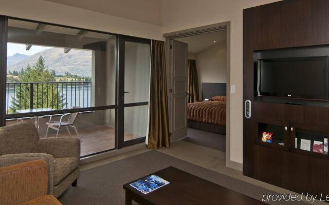 Copthorne Hotel and Resort Queenstown Lakefront