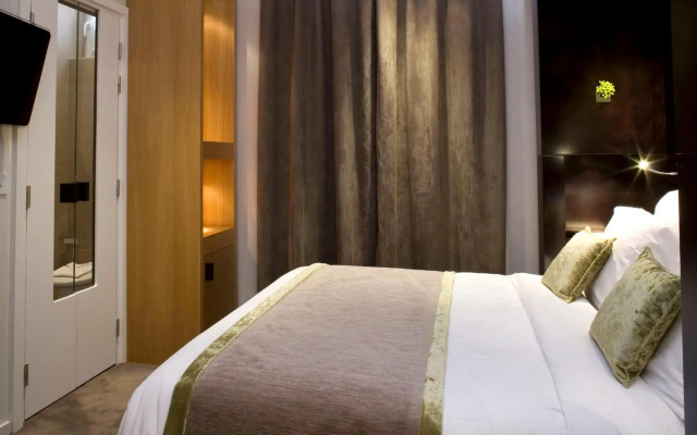Hotel Marceau Champs Elysees