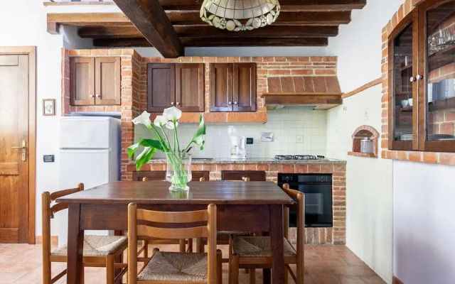 Nice Apartment With Swimming Pool