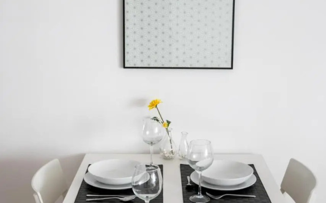 TRIANA 3 Bedrooms & 2 bath Parking Included