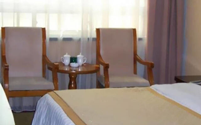 Zhuhui Business Hotel - Qingdao