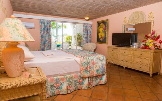 Coco Reef Hotel