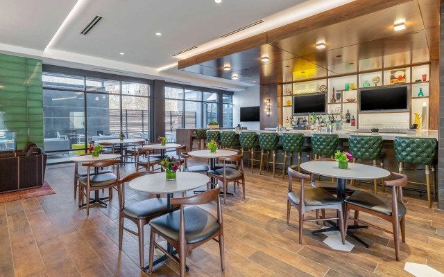 Cambria Hotel Arundel Mills - BWI Airport