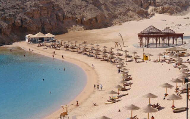 Red Sea Taj Mahal Resort & Aqua Park