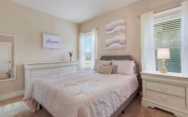 Spacious 3BR Condo in Ocean Springs