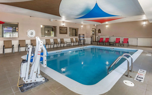 Comfort Inn Moline - Quad Cities