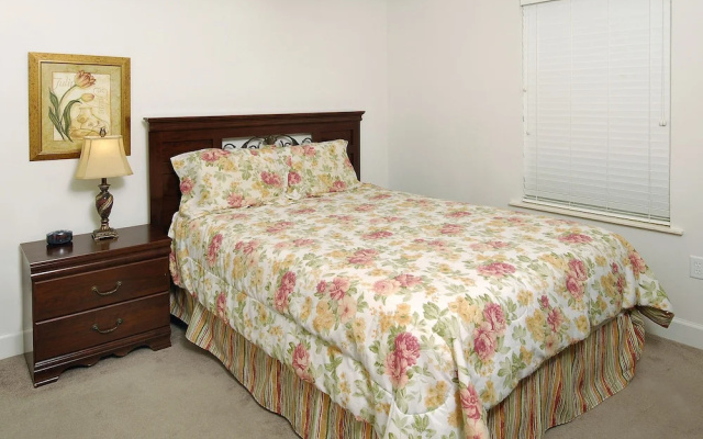 Seawind 406 - Two Bedroom Condo