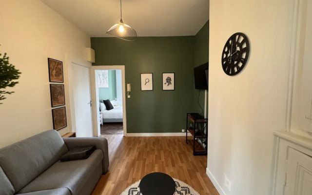 Refined Apartment With Courtyard in La Mans