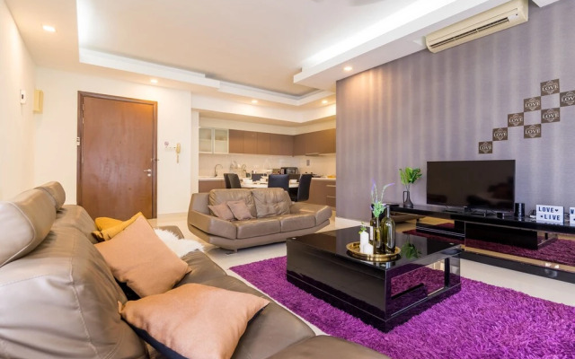 Regalia Residence Suite by Stay Hub