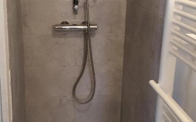 Appartement entier 35M2 Avenue Emile Zola