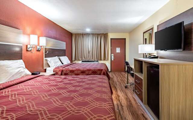 Econo Lodge Worthington