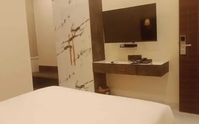 Astra Hotels and Suites - Sector 7 HSR