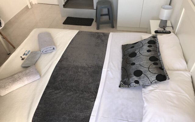 Agnoudas Guest House