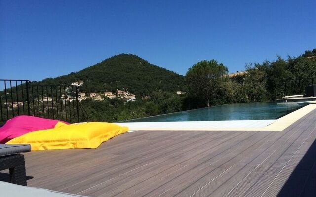 Le Mas de la Verrerie