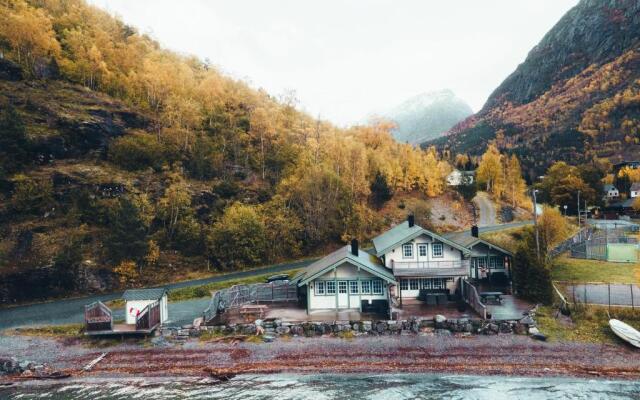 Vollsnes Feriehus Stryn