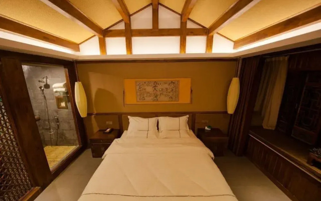 Floral Hotel Lijiang Yishe