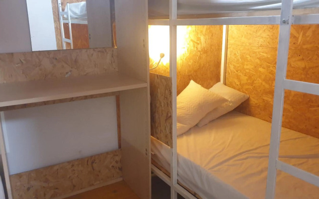 Home Restaurant hostel