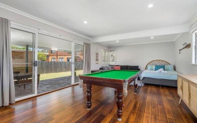 BANYANDAH 557 Ocean Drive NH