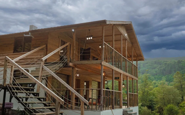 Abant İlbey Dağ Evi