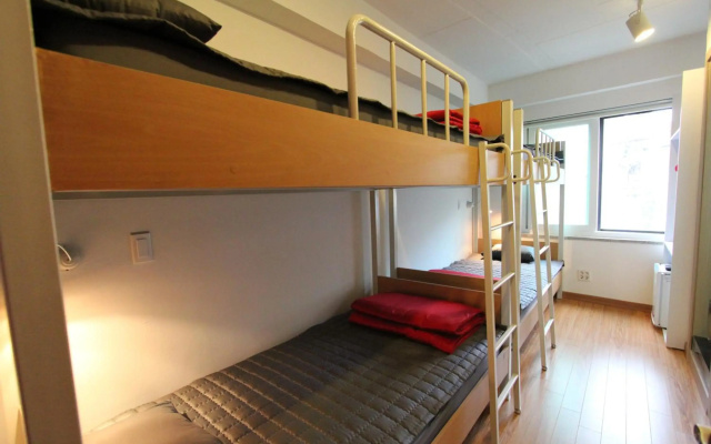 B my guesthouse - Hostel