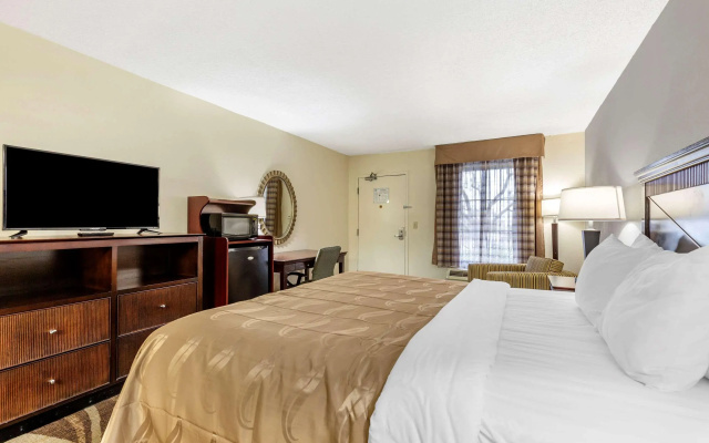 Quality Inn Windsor Mill - Baltimore