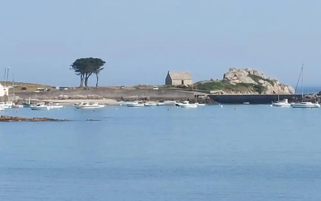 Apartment in Plouguerneau by Sandy Beach