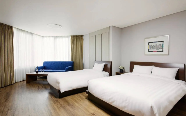 Vabien Suites 2 Serviced Residence