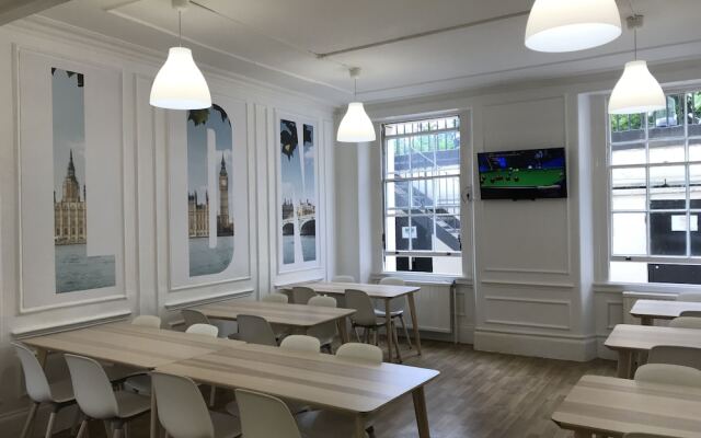 Holland House - Hostel