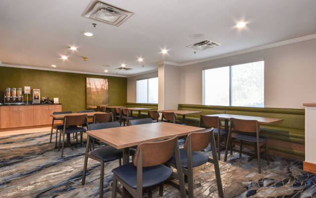 Fairfield Inn by Marriott Columbia Northwest