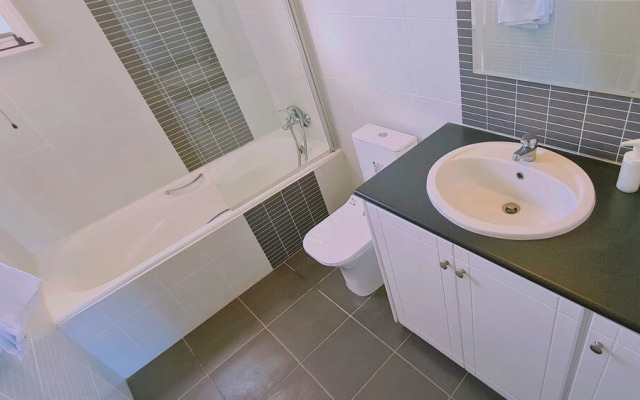 SunShine Apartment by STAY BnB