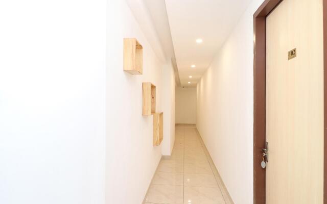 OYO 26606 Hotel R K Grand