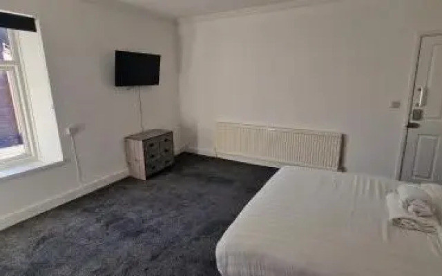 Apartment In Central Barnsley