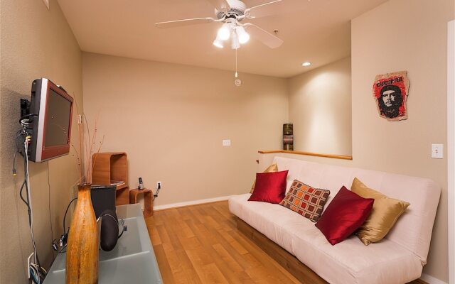 Phoenix Palms 2 BR by Casago