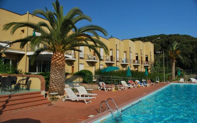 Holiday Park- Studio