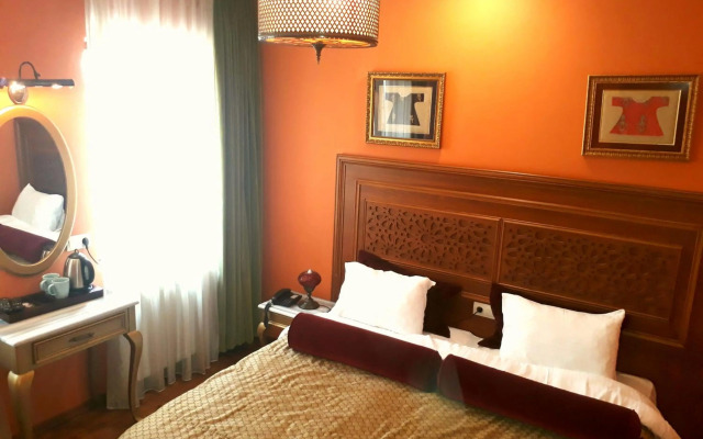 Merial Hotel