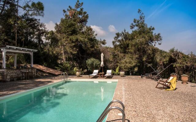 Azzuro Beach House