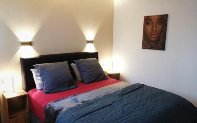 Hostal 170 Room 15 Service Appartement