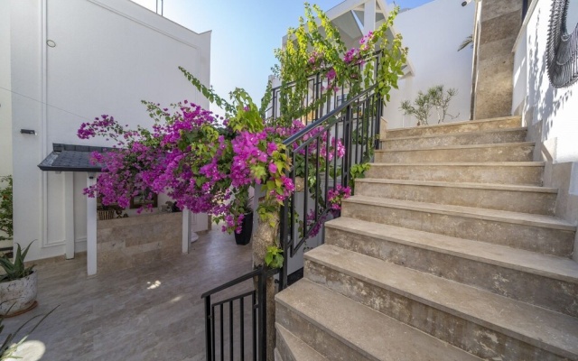 Noa Suite Hotel - Adults Only